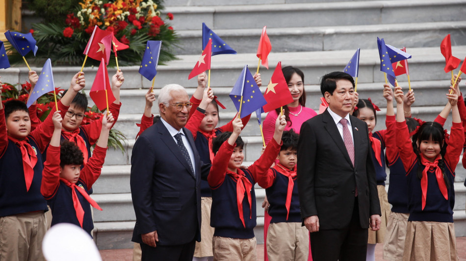 Costa ad Hanoi, Ue e Vietnam siglano il partenariato strategico comprensivo