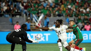 M&eacute;xico vence 2-0 a Ghana en un partido de preparaci&oacute;n