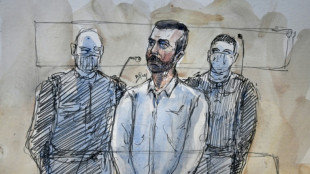 Nordahl Lelandais confront&eacute; aux images de Ma&euml;lys dans sa voiture