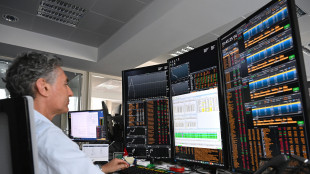 Borsa: Milano peggiora, energia e banche in ordine sparso