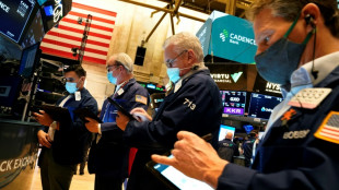 Tr&egrave;s volatile avec l'Ukraine, Wall Street termine en petite baisse