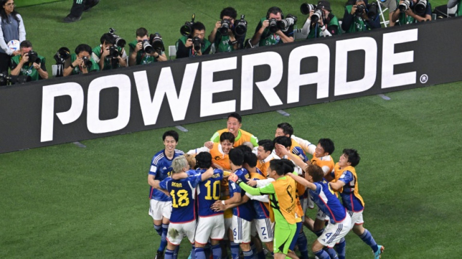 Jap&oacute;n da la campanada al remontar a Alemania, Espa&ntilde;a y B&eacute;lgica debutan