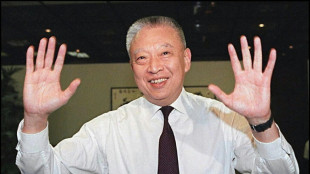 Tung Chee-hwa, primeiro l&iacute;der p&oacute;s-colonial de Hong Kong, morre aos 89 anos