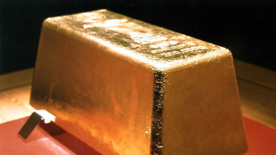 Prezzo dell'oro in rialzo, quotazione spot a 5.083,90 dollari