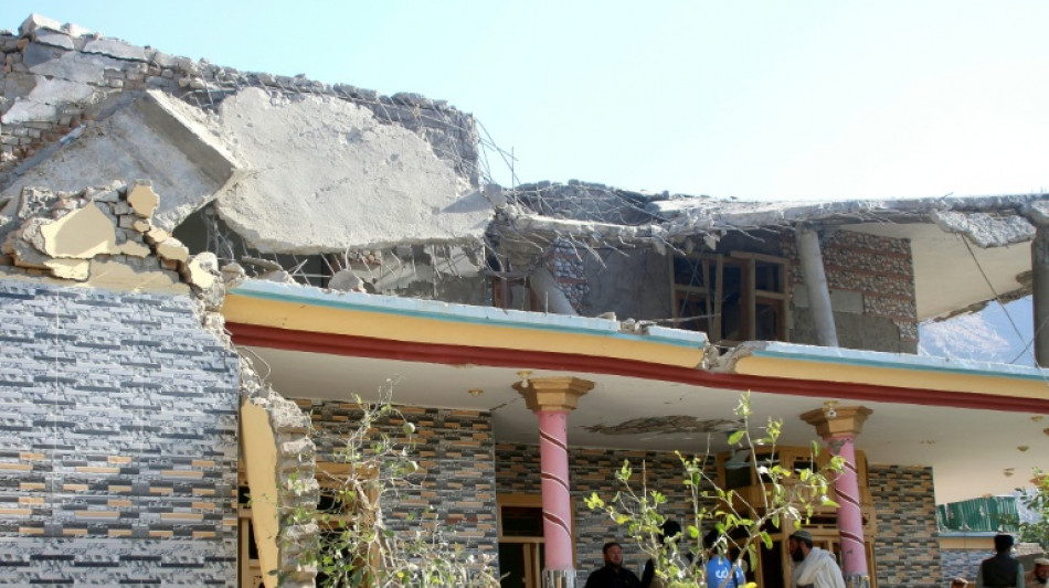 Afghanistan: 10 morts dans des frappes imputées au Pakistan, Kaboul promet une riposte