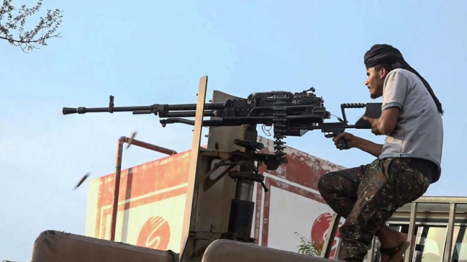Rebeldes houthis relatam mais de 40 ataques sauditas em v&aacute;rias regi&otilde;es do I&ecirc;men
