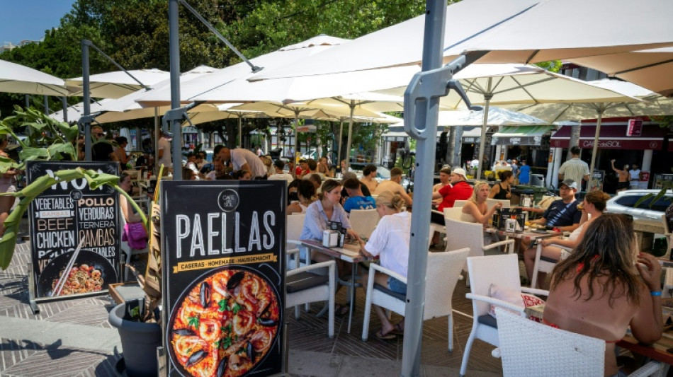 Spain unemployment drops below 10% in first since 2008