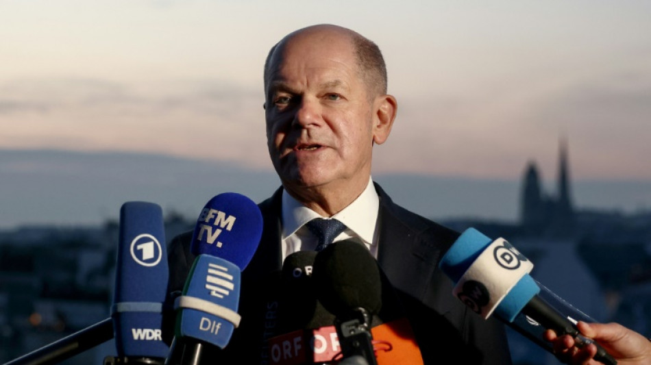 Scholz: Debatte &uuml;ber Truppen-Entsendung in die Ukraine "h&ouml;chst unangemessen"