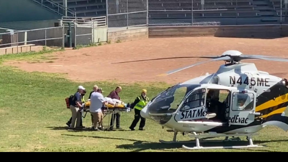 L'&eacute;crivain britannique Salman Rushdie poignard&eacute; lors d'une conf&eacute;rence dans l'Etat de New York