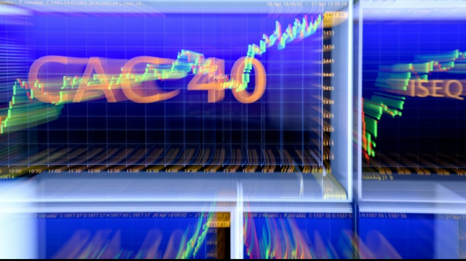 Nouveaux sommets pour les Bourses mondiales avec la baisse du p&eacute;trole et les r&eacute;sultats