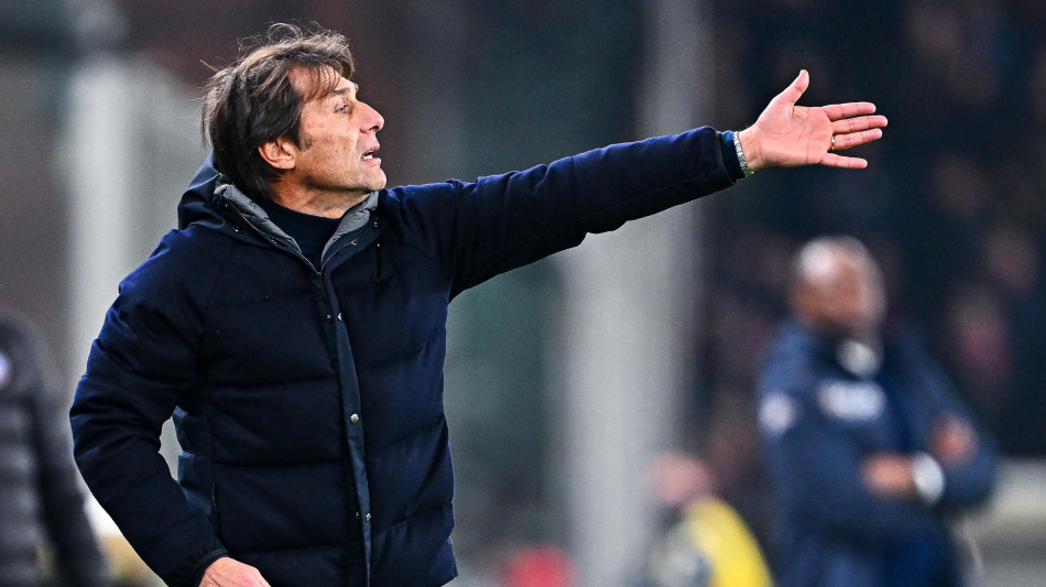 Calcio: Conte, primo tempo bellissimo secondo bruttissimo