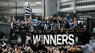 Angleterre: une marée de supporters célèbre ses héros à Newcastle