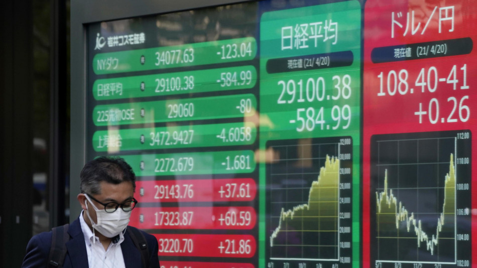 Borsa: Asia incerta con stop a dazi Usa, ma corre Hong Kong (+2,5%)