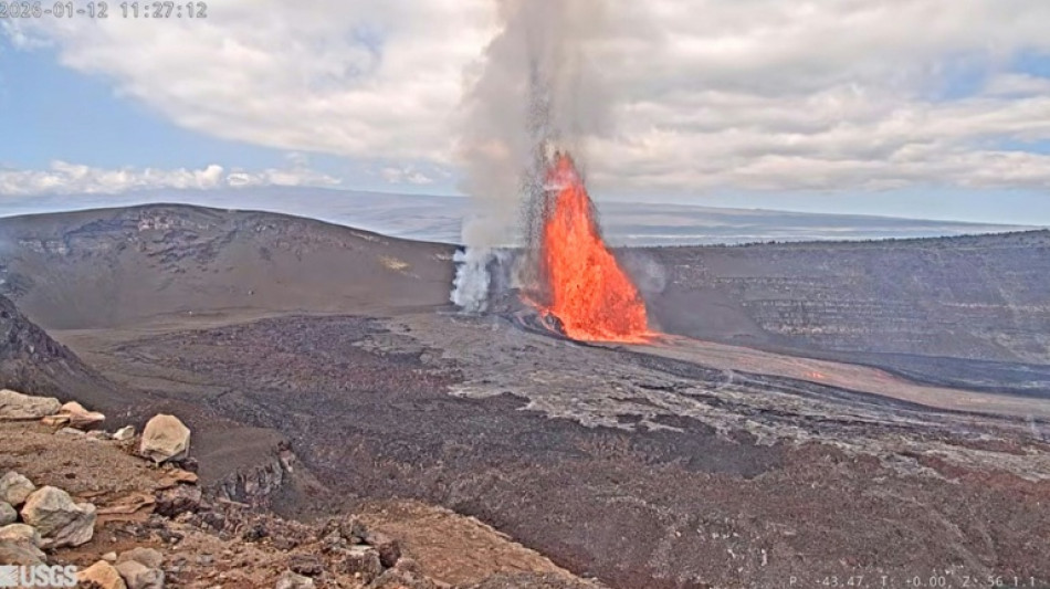 Hawaii's Kilauea volcano puts on spectacular lava display