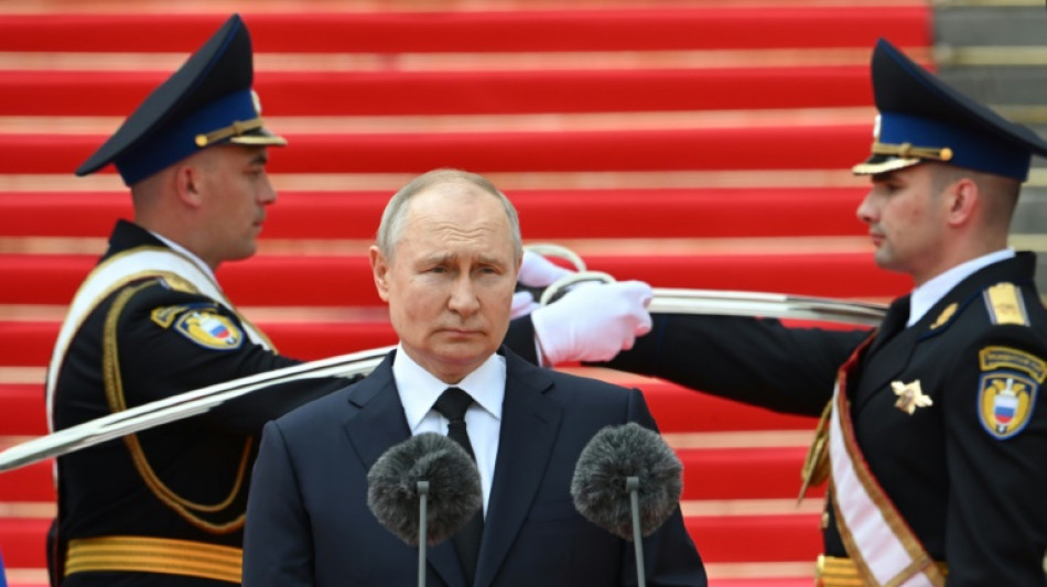 Putin agradece soldados que impediram 'guerra civil' na R&uacute;ssia