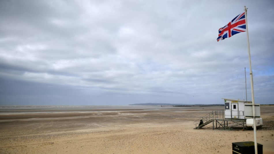 Plastikpellets verschmutzen in Massen Str&auml;nde in England