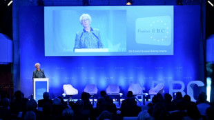 Europa debe levantar los obstáculos a la IA para no "ponerse en peligro", advierte Lagarde