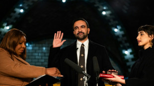 Prefeito de Nova York promete sucesso &agrave; esquerda ap&oacute;s tomar posse