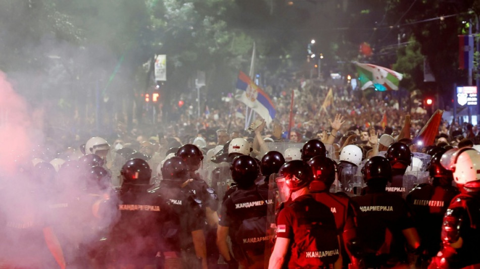 Around 140,000 rally in Belgrade ratcheting up calls for elections