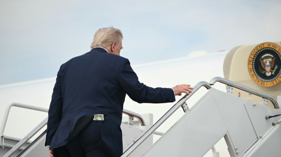 Le ch&egrave;que de Trump aux Am&eacute;ricains, une promesse &agrave; mille milliards de dollars