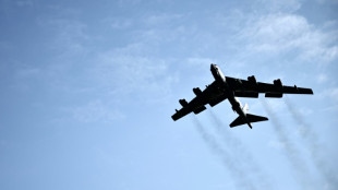 US-Armee: Acht Tote bei Absturz von Kampfflugzeug in Kalifornien bef&uuml;rchtet