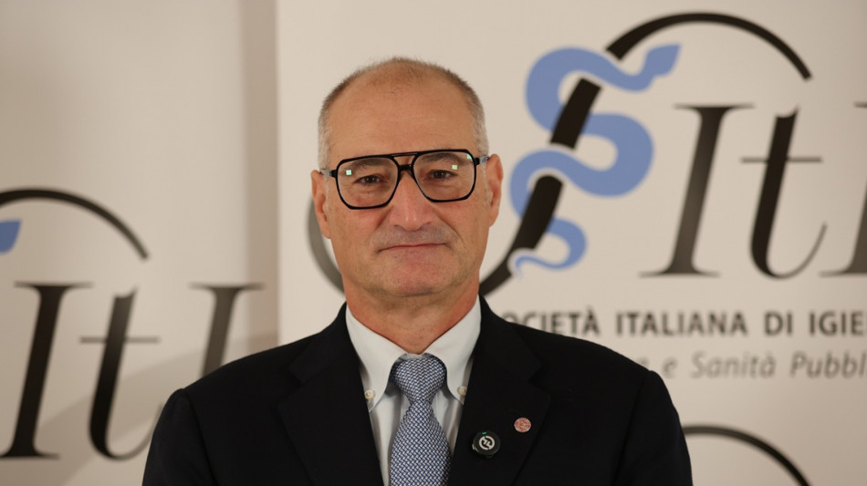 Igienisti, 'importante tempestivit&agrave; in vaccini antinfluenzali'