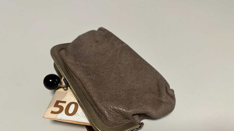 Revolut, ragazzi italiani di 10-13 anni risparmiano gi&agrave; 301 euro