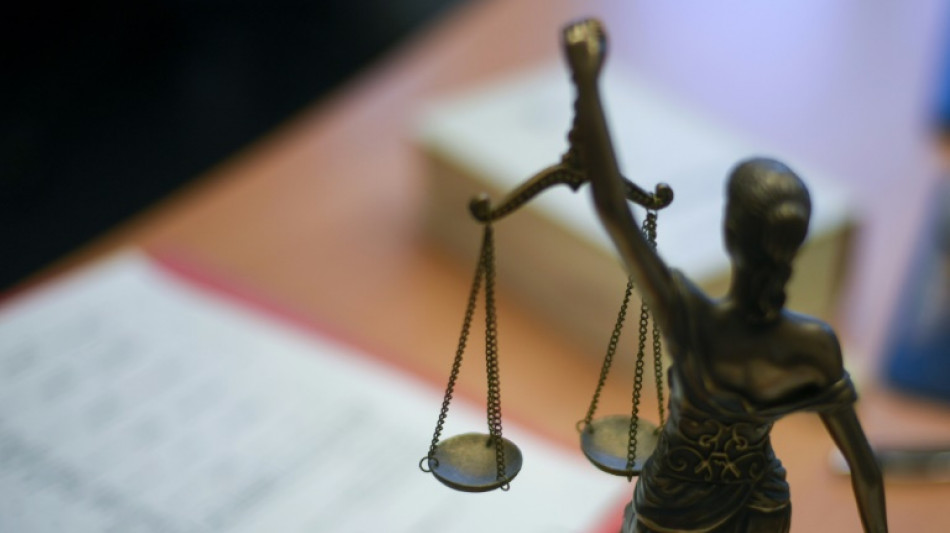 Mehr als zw&ouml;lf Jahre Haft f&uuml;r Jugendtrainer in Hessen wegen Vergewaltigung
