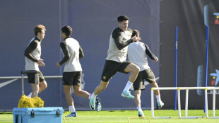 Lewandowski, Kound&eacute; y Raphinha, en la convocatoria del Barcelona para el cl&aacute;sico