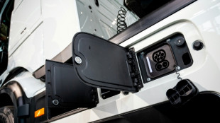 E-Lkw von Mercedes-Benz sollen Amazons Transportnetzwerk nachhaltiger machen