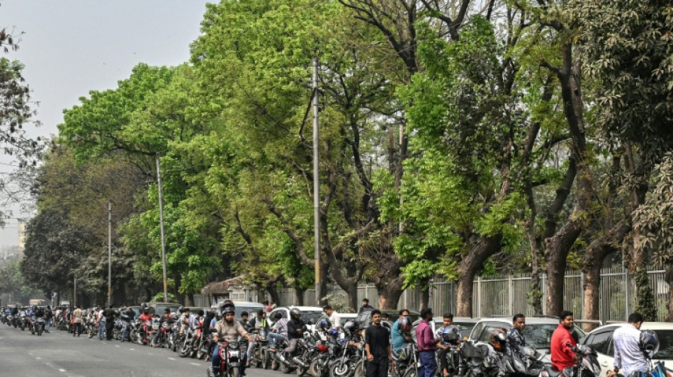 Guerre au Moyen-Orient: le Bangladesh commence &agrave; rationner la vente du carburant