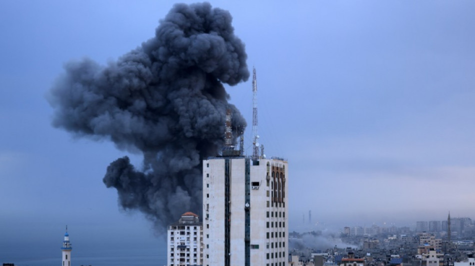 Israel retoma controle de sul do pa&iacute;s e concentra tropas na Faixa de Gaza