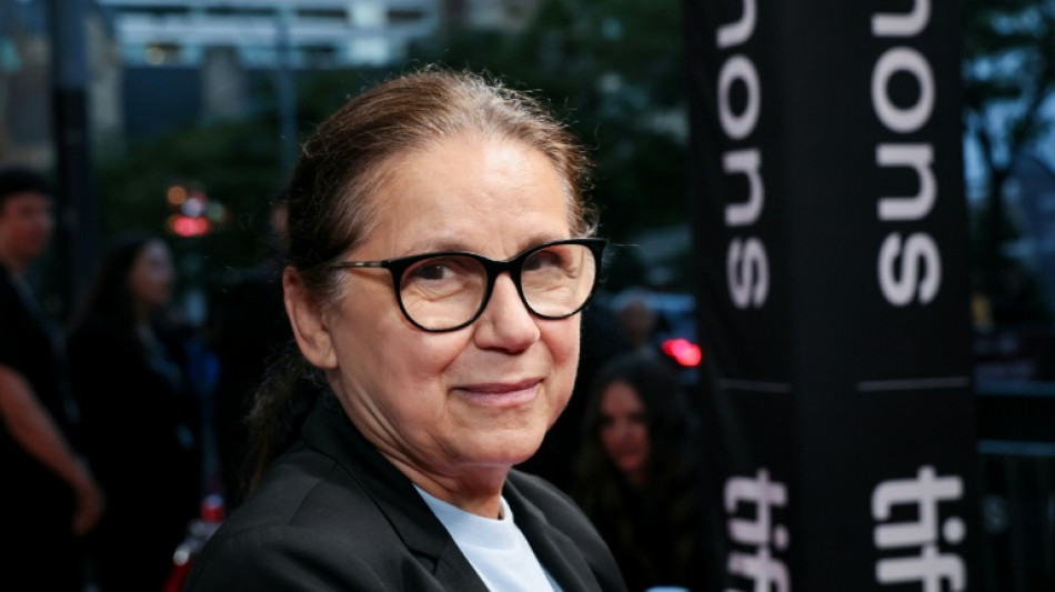 "Silent Friend" aborda "la belleza" de la ciencia, dice su directora