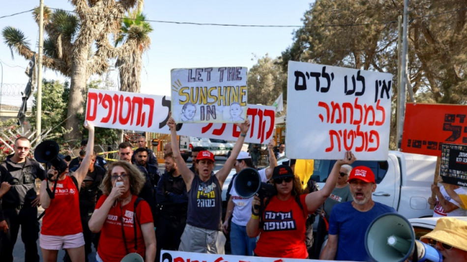 Netanjahu verspricht bei Besuch in Kibbuz Nir Oz die Rückkehr aller Geiseln