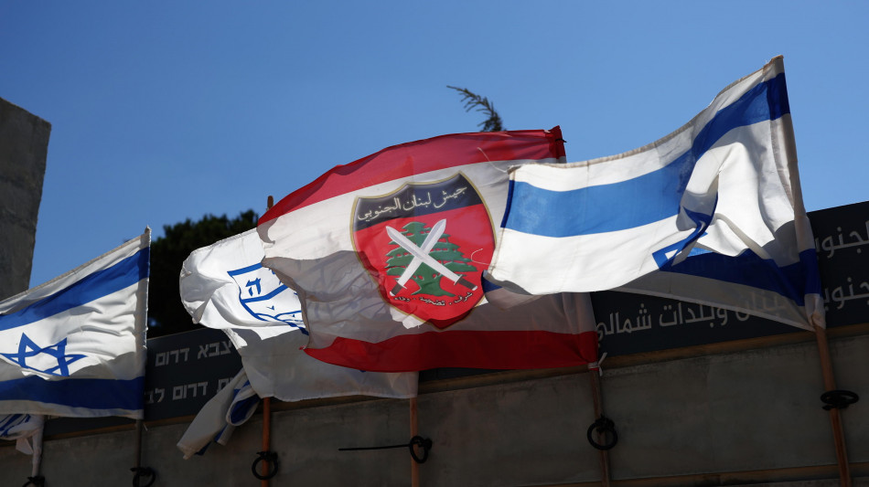 Israele bombarda nel sud del Libano, 'distrutte infrastrutture di Hezbollah'