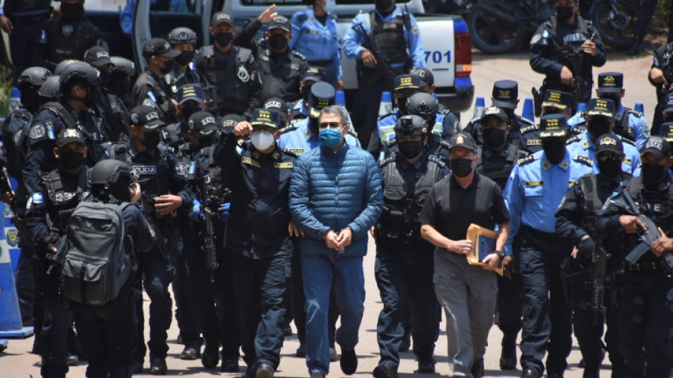 Expresidente hondure&ntilde;o recibi&oacute; "millones de d&oacute;lares" de c&aacute;rteles de la droga (justicia de EEUU)