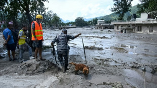 Suche nach mehr als 1300 Vermissten nach Sturzflut am Himalaya - Acht Deutsche vermisst