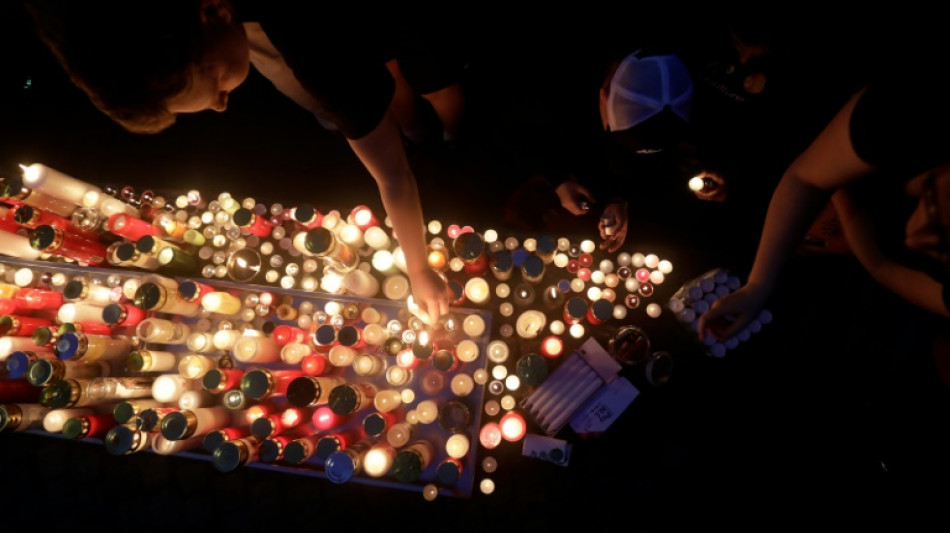 Duelo nacional en Austria tras la matanza a tiros de 10 personas en un colegio