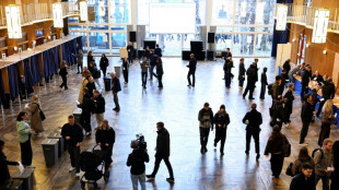 Bloque de izquierda de la primera ministra danesa gana las legislativas pero sin mayor&iacute;a