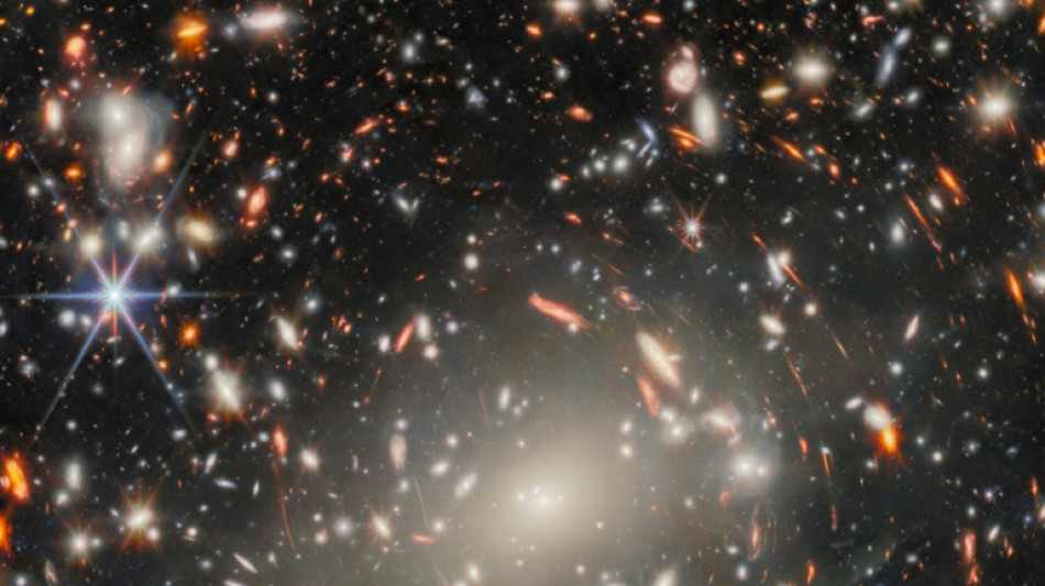 El telescopio James Webb capta las primeras galaxias del "amanecer cósmico"
