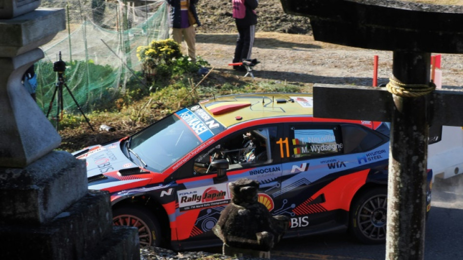 WRC: Neuville en t&ecirc;te du rallye du Japon avant la derni&egrave;re journ&eacute;e