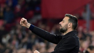 Van Nistelrooy quits PSV 'with immediate effect'
