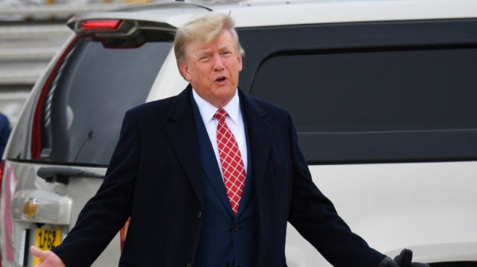 Testemunha em julgamento de Trump acusa ex-presidente de agress&atilde;o sexual