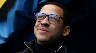 Rosenior dismisses Chelsea exit for 'untouchable' Palmer