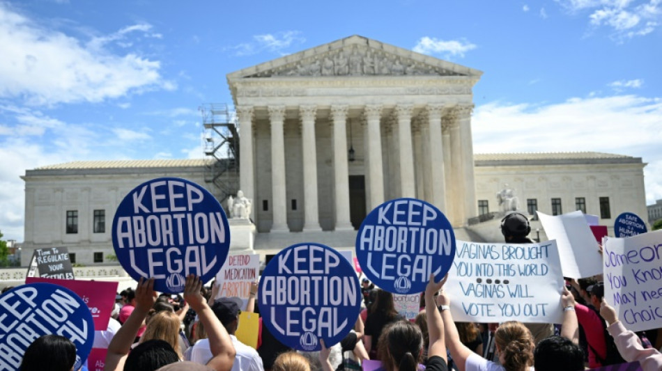 EUA, um pa&iacute;s dividido um ano ap&oacute;s a decis&atilde;o da Suprema Corte sobre o aborto