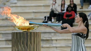 JO-2026: la flamme des Jeux d'hiver remise aux organisateurs de Milan-Cortina