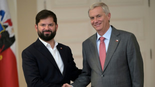 Kast promete governo de 'unidade nacional' ap&oacute;s vit&oacute;ria arrasadora no Chile 