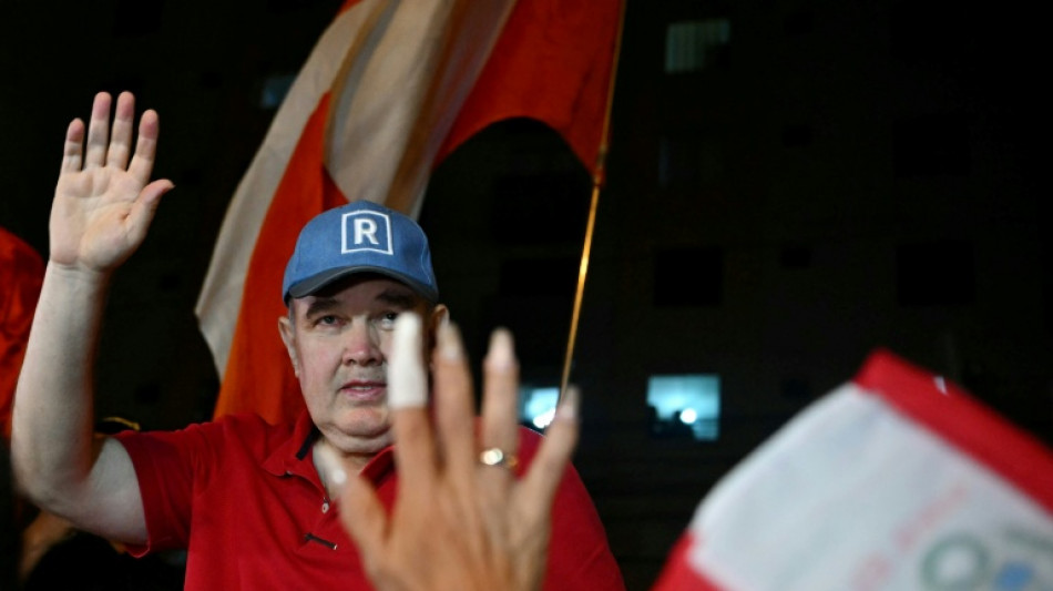 El ultraconservador L&oacute;pez Aliaga pide a las autoridades declarar la "nulidad" de las presidenciales en Per&uacute;