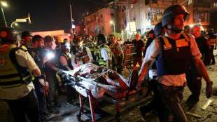 Mehrere Gebäude bei iranischen Raketenangriffen beschädigt - Rettungsdienst: 21 Verletzte