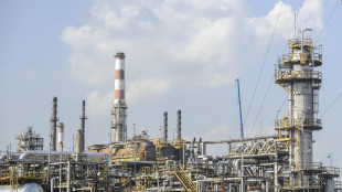 Il petrolio in calo a New York a 59,66 dollari